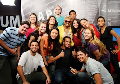 Sandra de Sá e Equipe TV GAMA