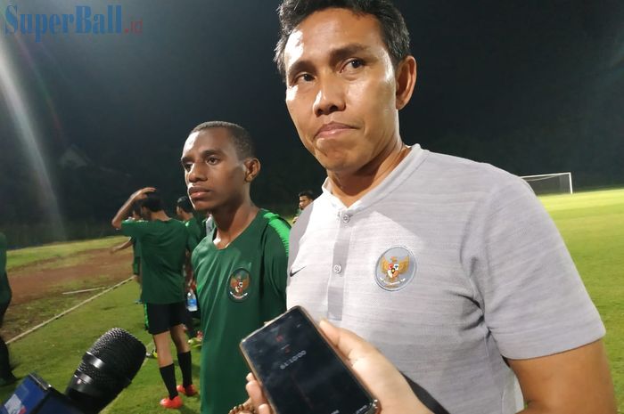 Pelatih tim nasional U-16 Indonesia Bima Sakti