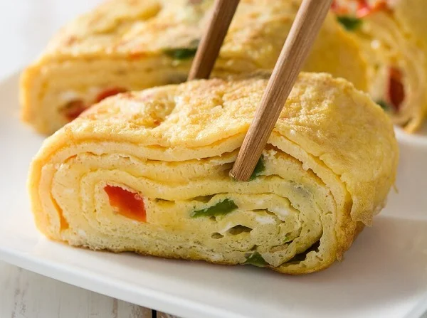 Una sabrosa tortilla de huevo coreana
