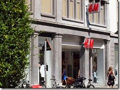散歩③H&M