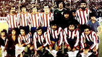 Selección de PARAGUAY - Temporada 1979-80 - Espínola, Torales, Sosa, Kiese, Roberto Fernández y Paredes; Florentín, Morel, Aquino, Amado Pérez y Romero - PARAGUAY 0, CHILE 0 - 11/12/1979 - Copa América de Selecciones 1979, final, partido de desempate - Buenos Aires (Argentina), estadio José Amalfitani - La Selección de Paraguay gana su 2º título en la Copa América, al empatar a 0 en el partido de desempate, por mayor diferencia de goles: ganó 3 a 0 en la ida y perdió 1-0 en la vuelta