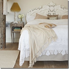 96-0000100ae-139e_orh550w550_French-style-decorating-bed