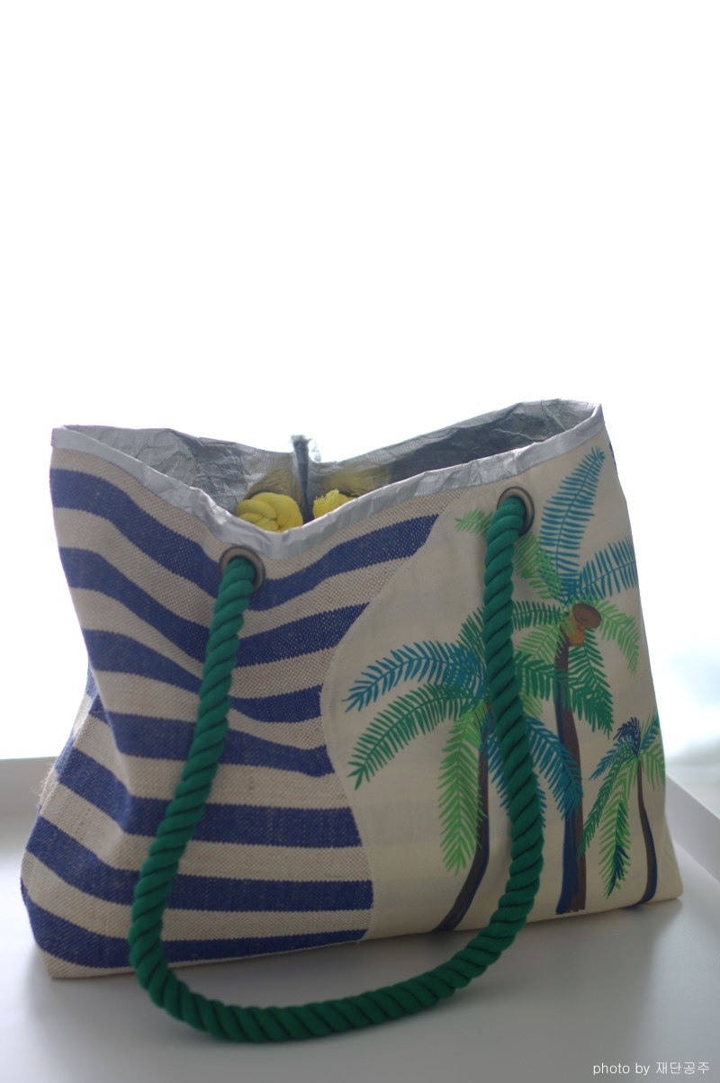 Sewing tutorial for Large Beach Bag / Tote DIY