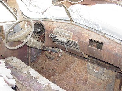 1948 CADILLAC AMBULANCE - ORIGINAL INTERIOR (Click Photo to Enlarge)