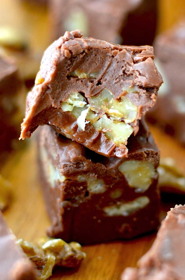 http://www.yammiesnoshery.com/2015/03/the-best-fudge-ever.html