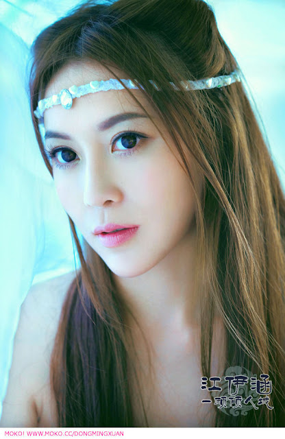 Foto Hot Artis Cantik China, Jiang Yihan - Ada Yang Asik