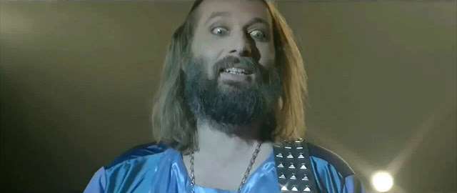 Sebastien Tellier, Cochon Ville, Alex Courtès, mesias, sexo, parafilia, filia, tetas, pechos, desnudo, tias desnudas, fieston, fiesta, misa, sexy, guarra, nazareno, años setenta, 70's, bizarro, éxtasis, gozo, gozar, flipar, colocarse