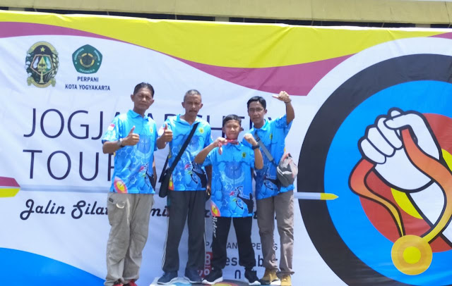 Kodim Karanganyar - Archer Ardadedali Archery Club Kabupaten Karanganyar, Alfin Dias Raharjo Raih 3 Medali Divisi Compound Putra