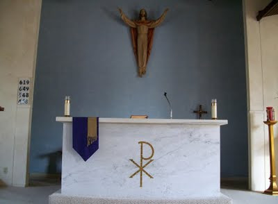 Image result for Chi Rho sign on altar of Catholic Mass