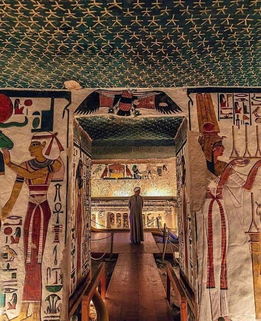  Queen Nefertari in the Valley of the Queens in Luxor 