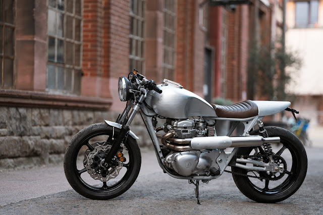 Kawasaki W650 By Schlachtwerk Hell Kustom