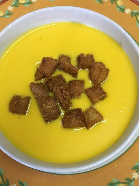 Crema de calabaza con curry