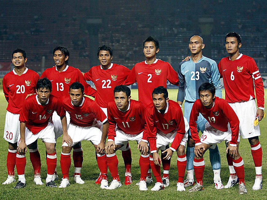  TIMNAS  INDONESIA  2010 Celebrity Fashion And Hairstyles 