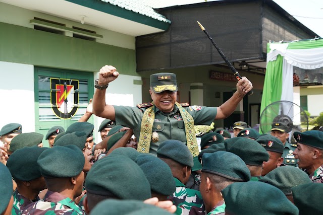 Pangdam IX/Udayana Menekankan Prajurit Supaya Bijak Menggunakan Medsos di Tahun Politik