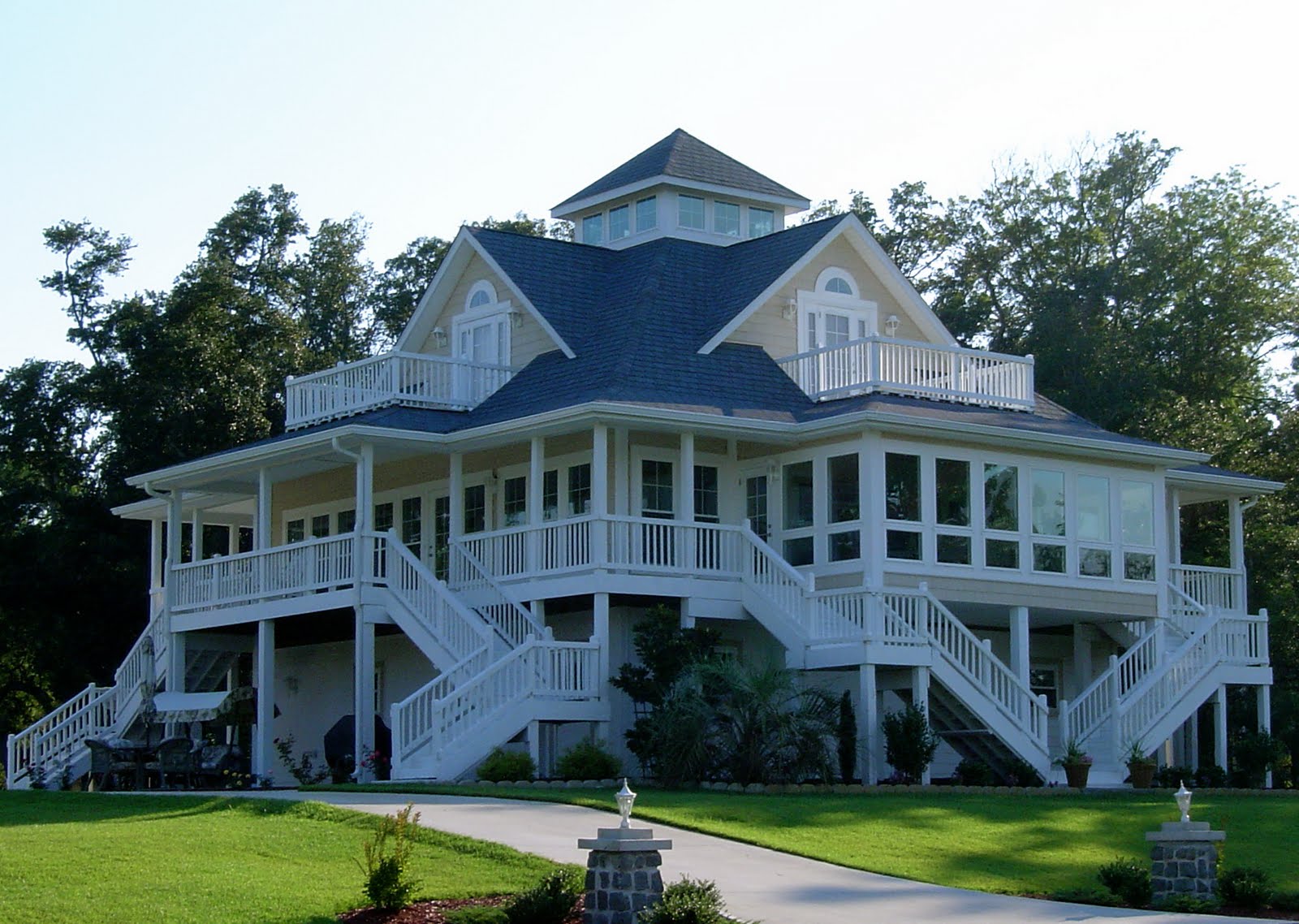 SOUTHERN COTTAGES  HOUSE  PLANS  The Island Cottage 