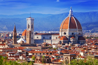 Impalcature sulla facciata del Duomo di Firenze: ampio progetto di manutenzione e restauro 