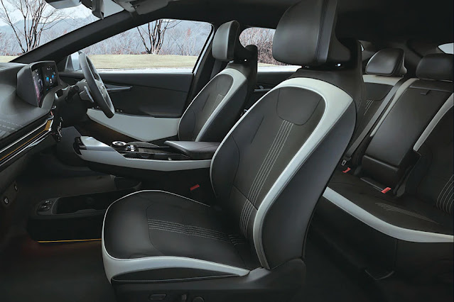 KIA-EV-6-door-view-of-driver-seat