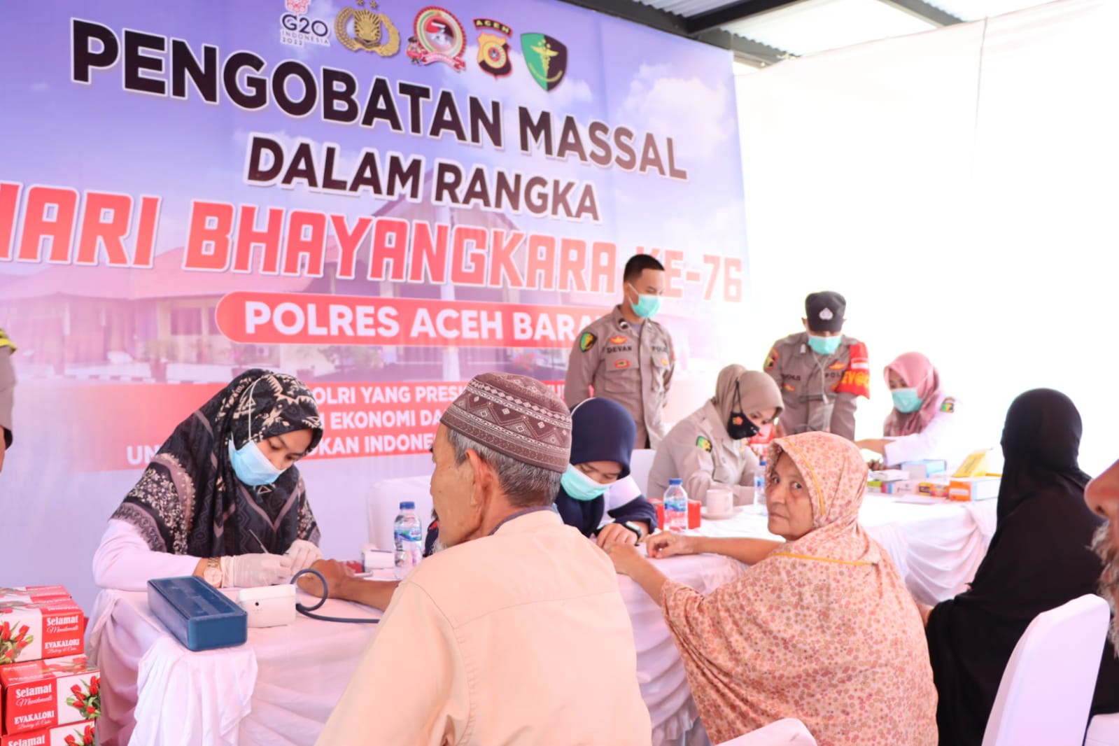 Lampaui Target, 904 Warga Diobati Gratis Menyambut Hari Bhayangkara ke-76 di Aceh Barat