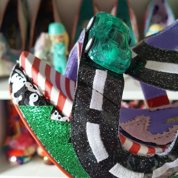 close up of platform sole on racing car sandal