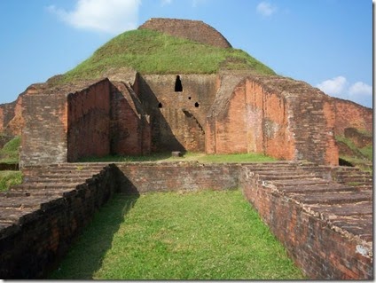 ruins_of_the_buddhist_vihara_at_paharpur__bangladesh__4_