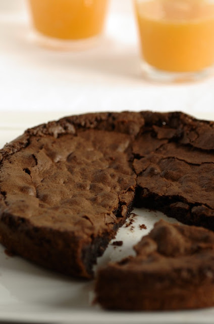 Torta di cioccolato all' arancia