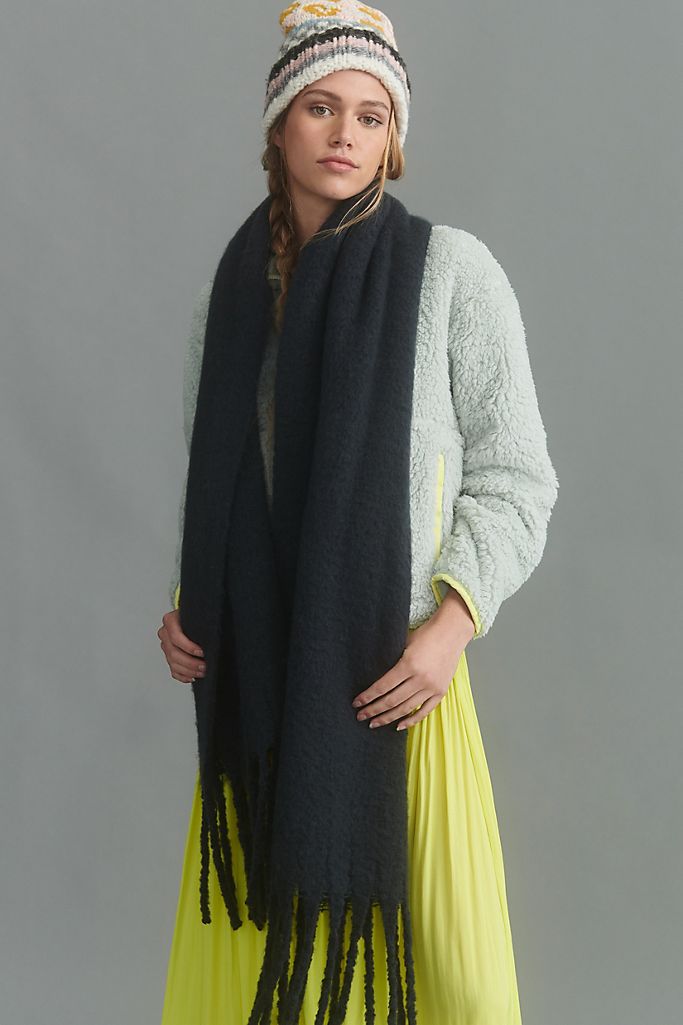 21 Best Oversized Fringe Scarf