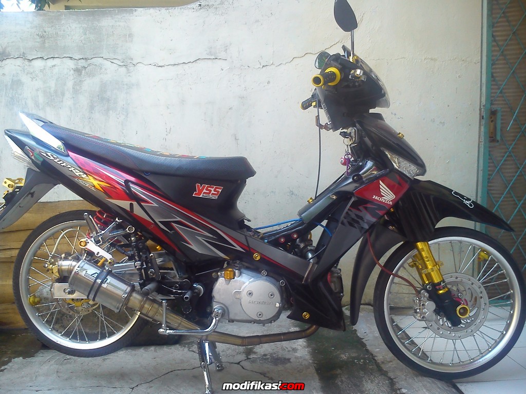 Download Kumpulan 100 Modif Cat Motor Supra X 125 Terbaru Kampong