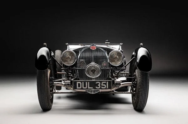 Bugatti Type 57 Surbaisse 3.3-Litre Four-Seat Sports Grand Routier de 1937