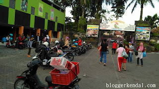  Pasar Bandungan  