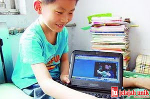 dicopasdong.blogspot.com - Bocah Jenius (9 Tahun) Menguasai Hampir Semua Bahasa Programer