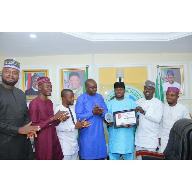 Lagos Mainland Youth celebrates APC National Youth Leader!