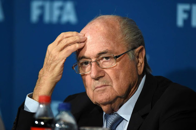 Sepp Blatter Dilarikan ke RS