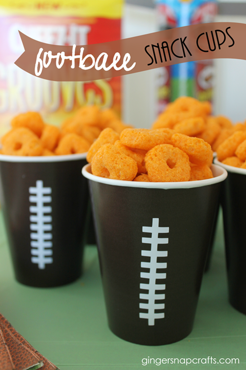 football-snack-cups-at-GingerSnapCra[1]