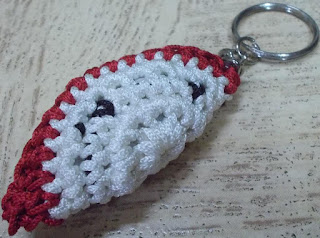 Sweet Nothings Crochet free crochet pattern blog ; photo of the 3D apple keychain close up