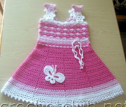 Really pretty dress for girl 