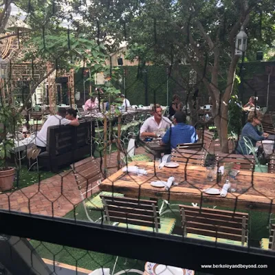 back patio at Louie Bossi’s Ristorante in Fort Lauderdale, Florida