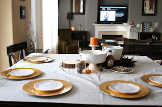 http://cupcakeskissesncrumbs.blogspot.com/2013/11/thanksgiving-breakfast-table.html