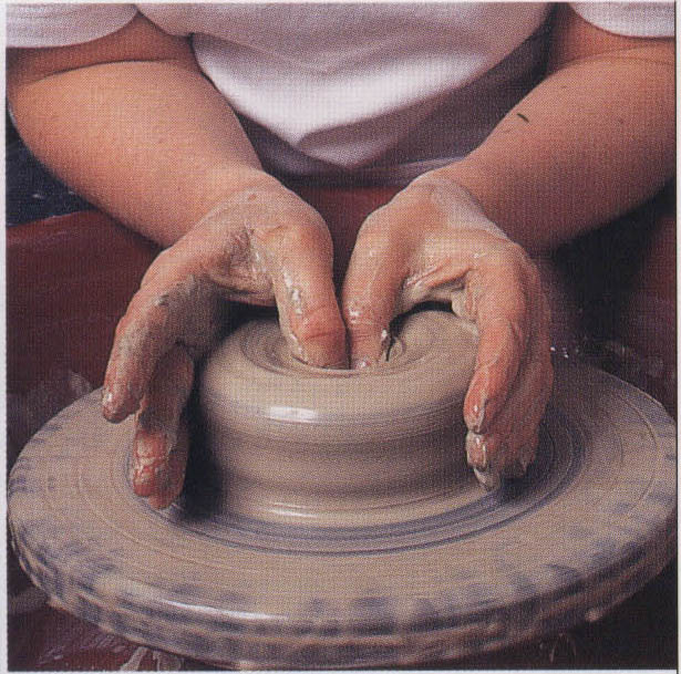 Richo docs Tutorial Membuat  Kriya Keramik  dengan Tehnik 