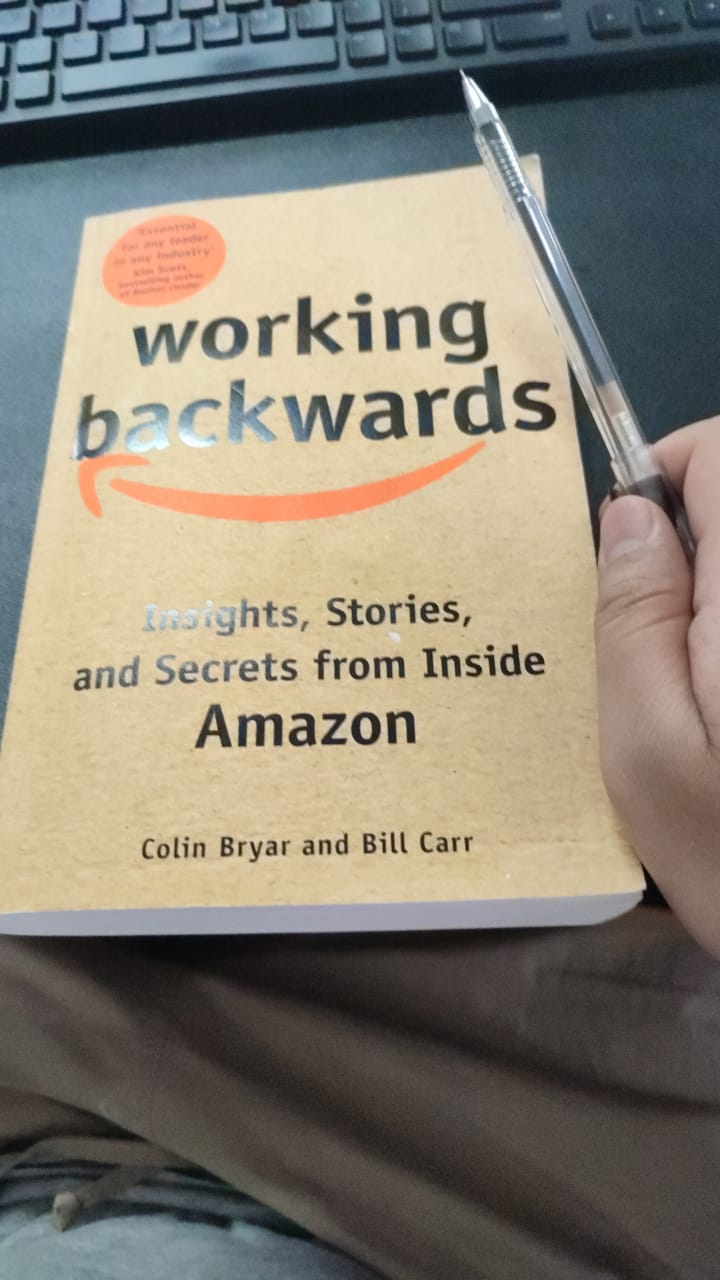 buku Working Backwards (Amazon)