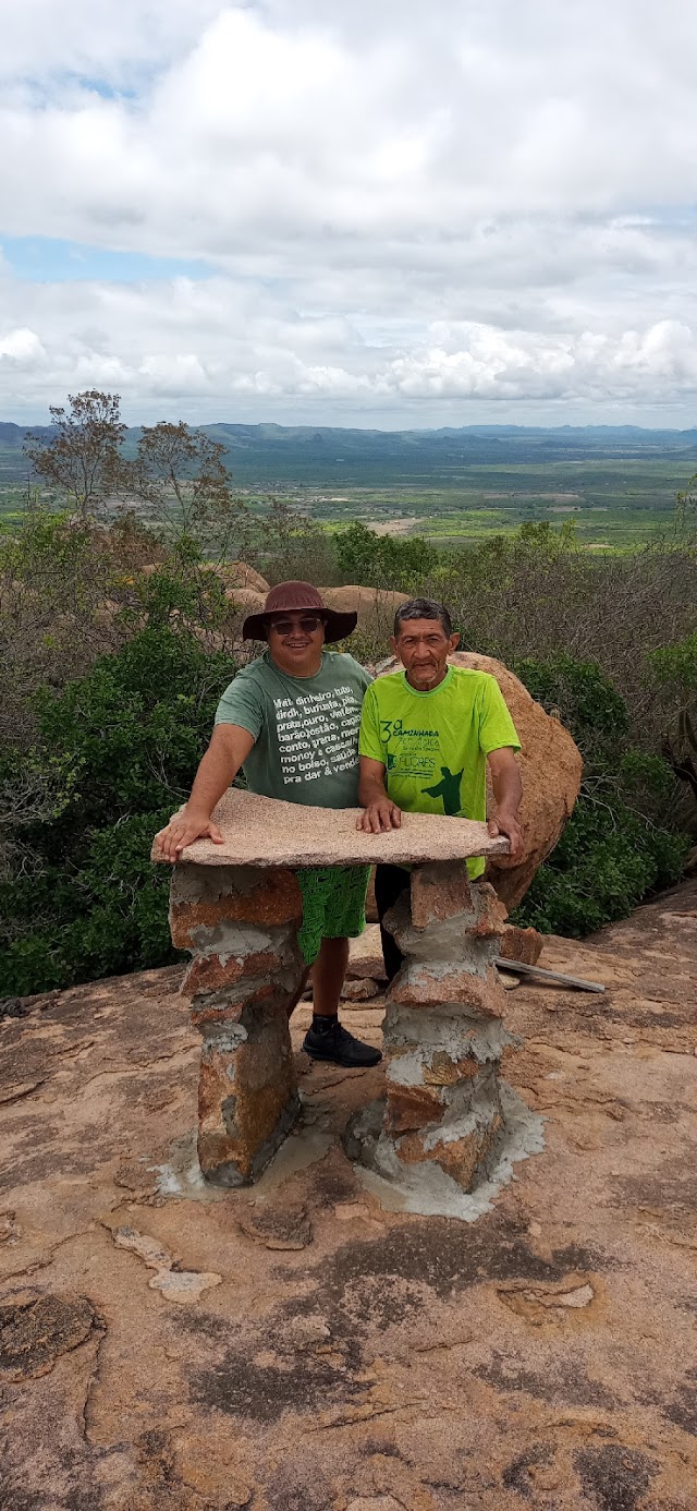 TRILHA DA SERRA DA CASTANHA E A VITALIDADE DO SEU ANTÔNIO GAVIÃO