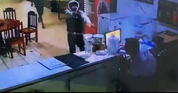 Disfarçados de motoboy de delivery bandidos roubam R$ 7 mil em restaurante