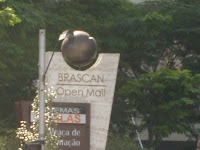 Open Mall. Olha que prático: você vai trabalhar e pode fazer compras sem sair da mesa do escritório. Esse RH pensa em tudo para fazer seus ASSOCIADOS felizes!