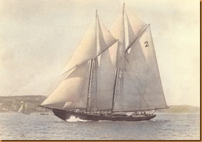 Bluenose_1921_by_MacAskill