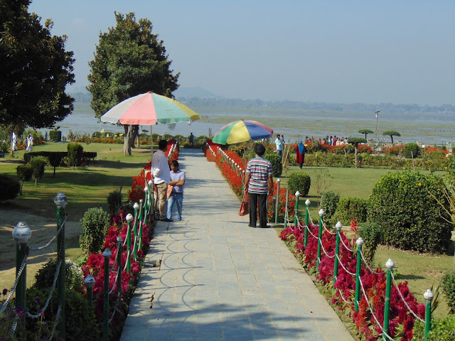 view of dal lake