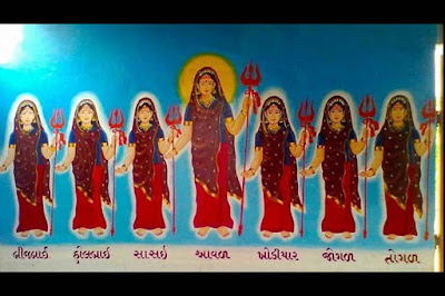khodiyar-ma-and-all-sisters