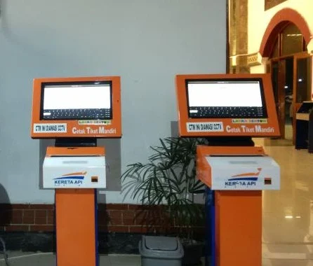 Mesin CTM (Cetak Tiket Mandiri) Kereta Api