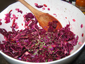 Beetroot and red cabbage 'slaw