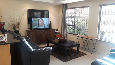 Executive House to rent in Rondebosch East ( The Avenues)
