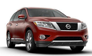 Nissan Pathfinder (2013) Front Side 2