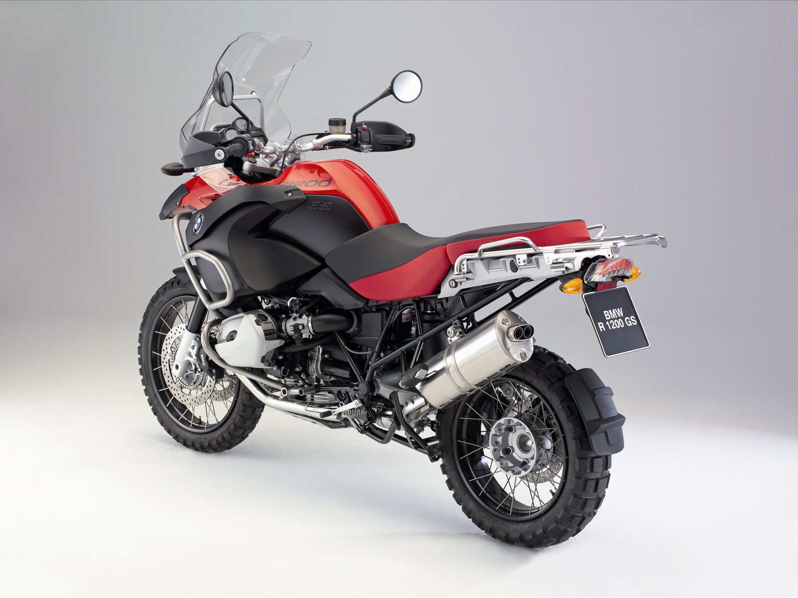BMW cars, motorcycles, scooters. Pictures, specs, insurance.